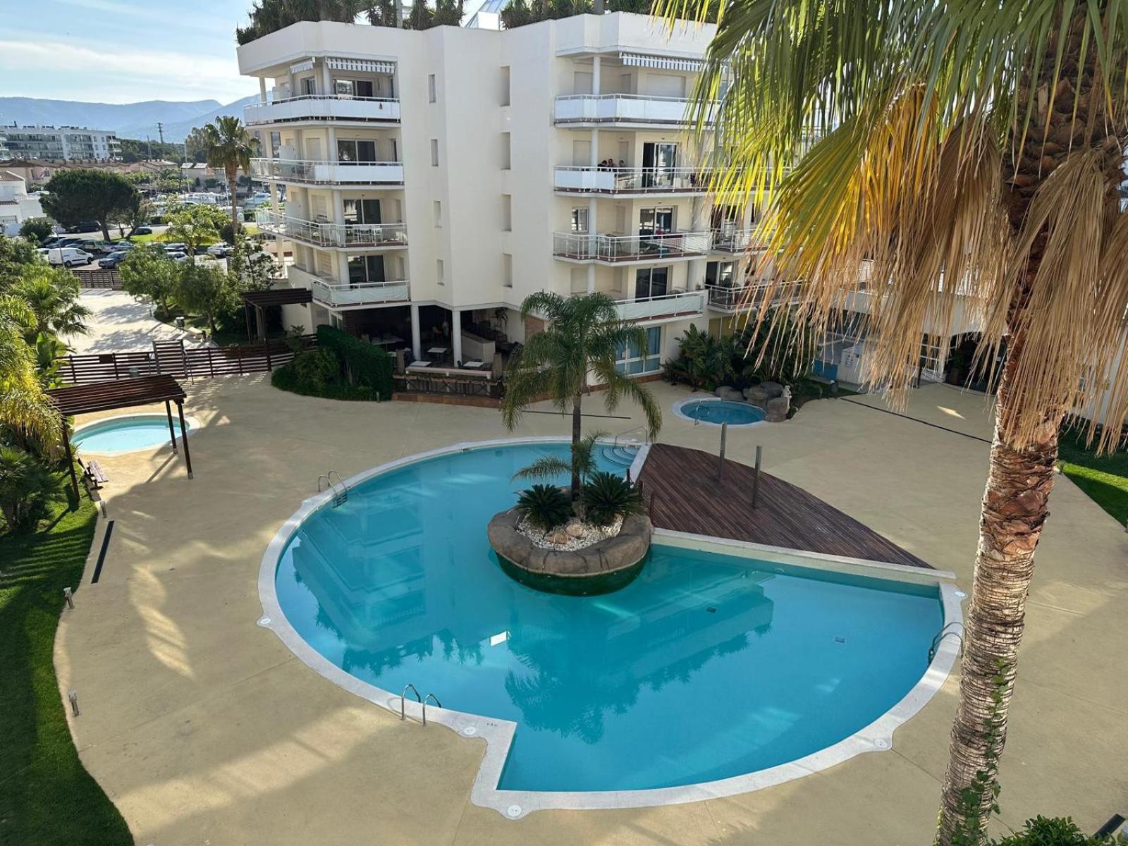 Апартаменти Bonito Piso En Roses Con Piscina Y Parking Av-66 Екстер'єр фото
